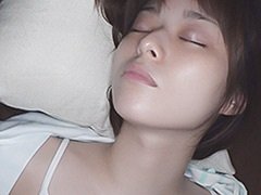 大手会社の受付嬢してる元陸上部ムチムチボディOLの睡眠姦映像